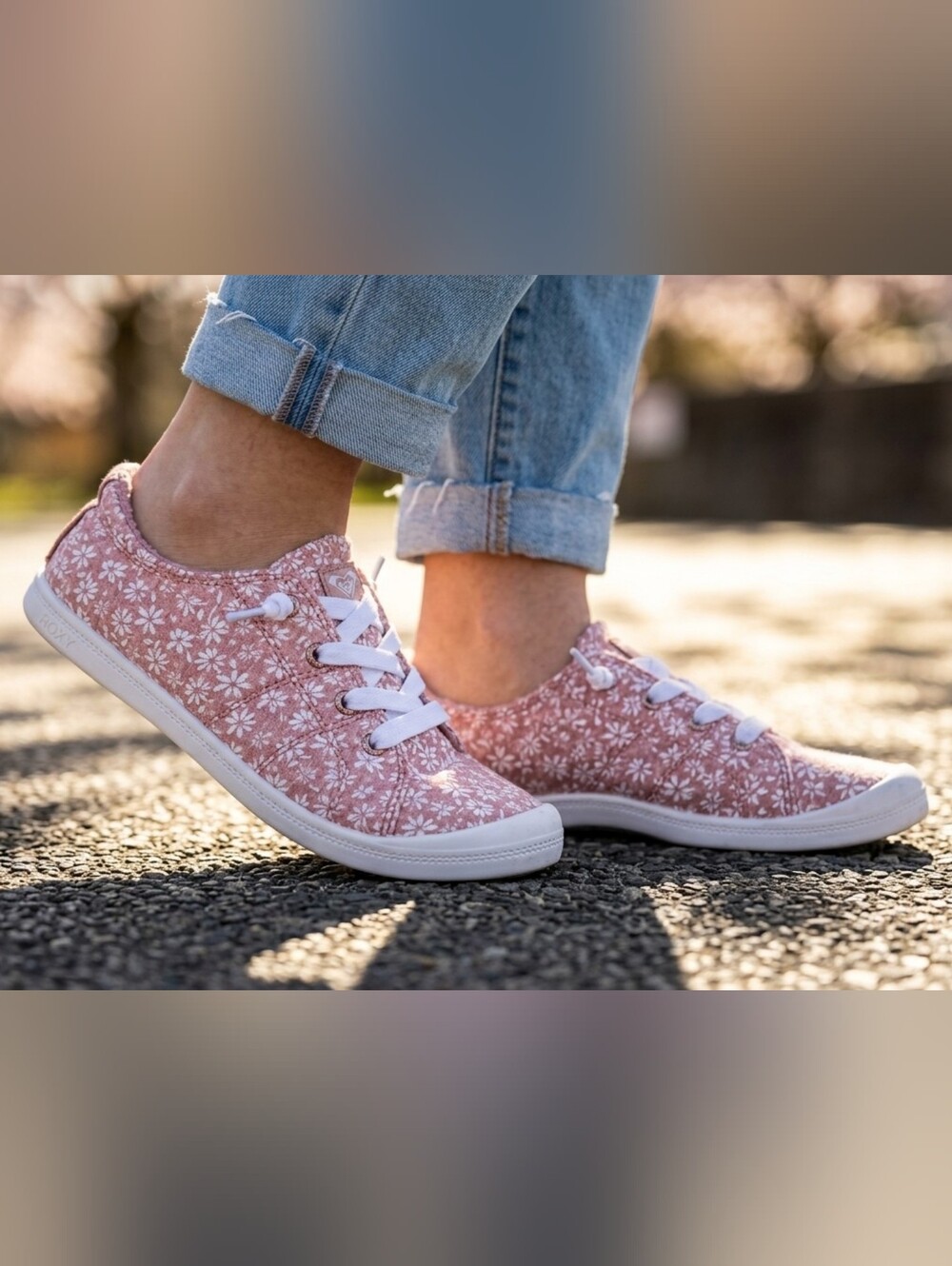 Roxy Bayshore III Slip-On Floral Sneakers Shoes - Pink Rose Daisy - Size 8 - GUC